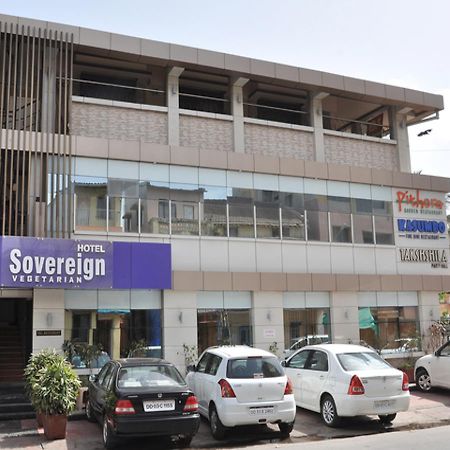 Hotel Sovereign Daman Esterno foto